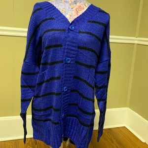 Lularoe Lucille Cozy sweater. Soft knit sweater